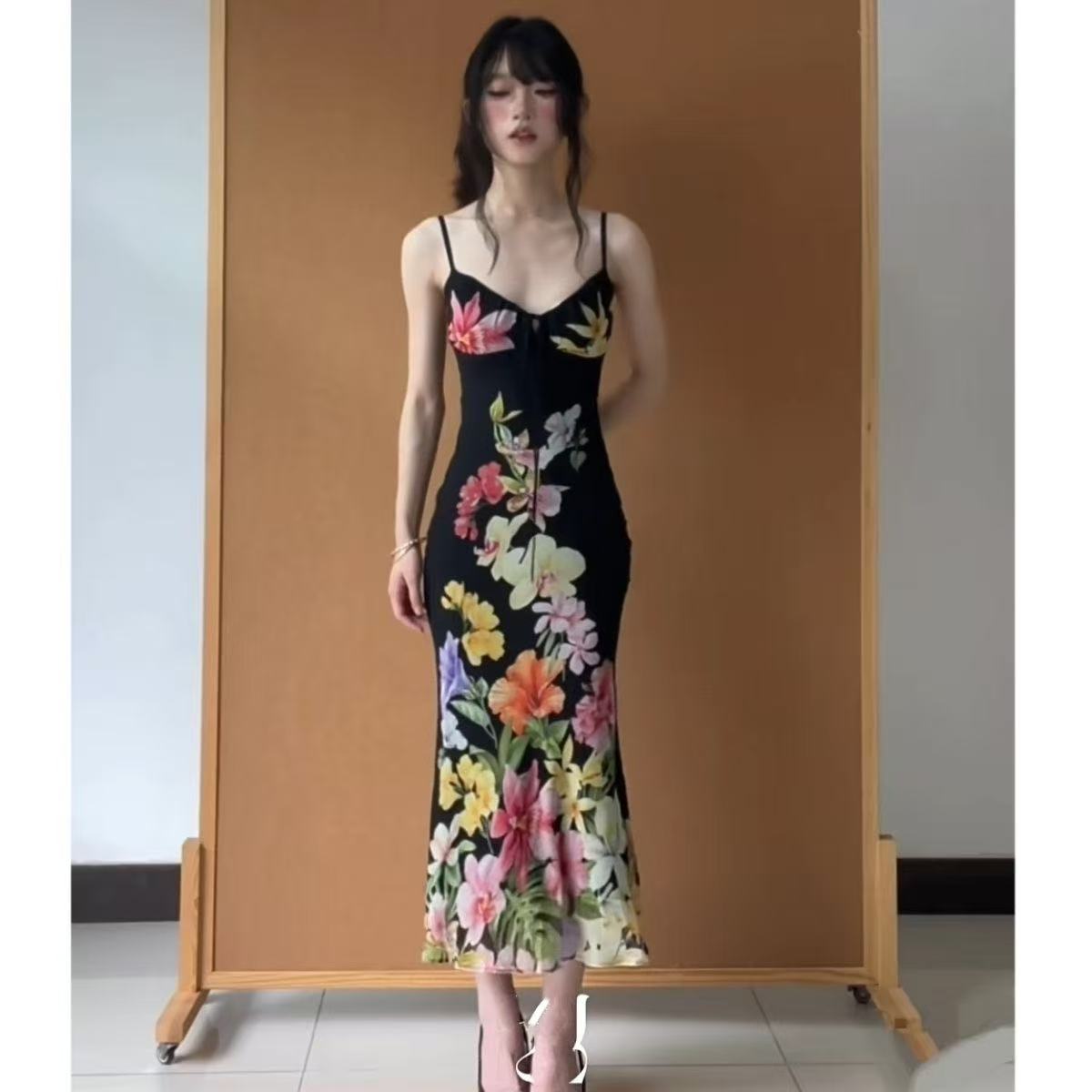 Ретро-платье с тропическим цве – обзор и цена Tropic Strap Vintage