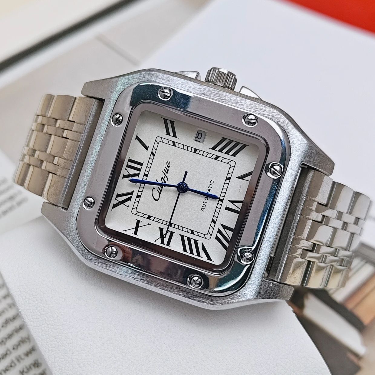 Элитные мужские часы класса лю – обзор и цена Cartier Watch Tank
